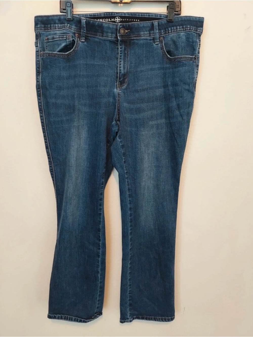 Lincoln Outfitters Women's Straight-Leg Jeans in Dark Blue